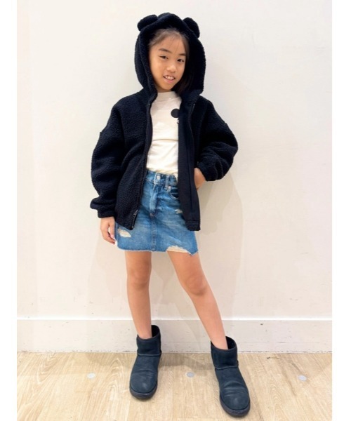 GAP(ギャップ)の「ボア オーバーサイズ くまさん ジップアップパーカー (キッズ)(パーカー・キッズ・ブラック/アイボリー/ライトブラウン・160cm/150cm/140cm/130cm/120cm/110cm)」の4枚目の写真