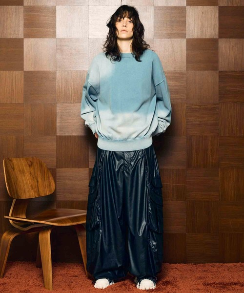 MAISON SPECIAL（メゾンスペシャル）の「《UNISEX》Gradation Dye Prime-Over Crew Neck Knit Pullover/グラデーションダイプライムオーバークルーネックニットプルオーバー【MAISON SPECIAL/メゾンスペシャル】（ニット/セーター・メンズ・ピンク/ブラック/ライトブルー・0/1/2）」の12枚目の写真