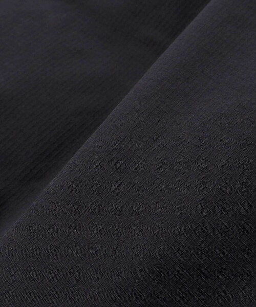 BeBe（ベベ）の「【撥水】リップストップ×タフタリバーシブル中綿ブルゾン（ブルゾン・キッズ・ブラック/ブルー・100cm/110cm/130cm/120cm/140cm/150cm）」の16枚目の写真