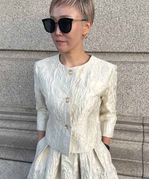 JENNE（ジェンヌ）の「ジャガードクラシカルジャケット（その他アウター・レディース・ブラック/アイボリー・MEDIUM/SMALL/LARGE）」の2枚目の写真