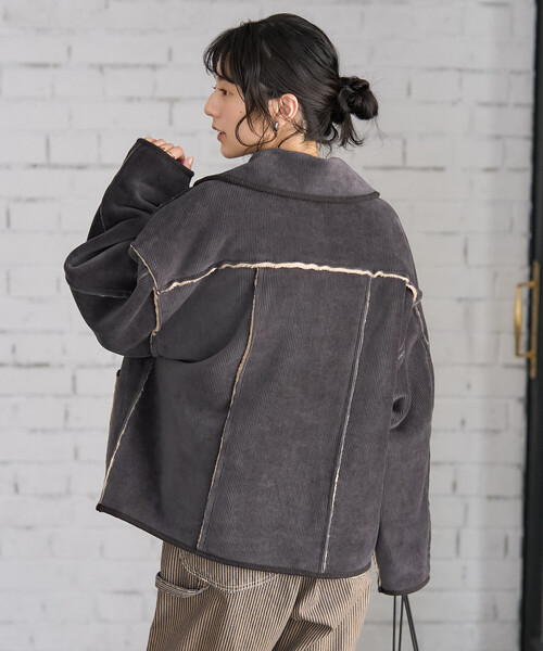 FREAK'S STORE（フリークスストア）の「襟付き リバーシブル コーデュロイボアジャケット（ブルゾン・レディース・チャコールグレー/ナチュラル/キャメル・ﾌﾘ-）」の11枚目の写真