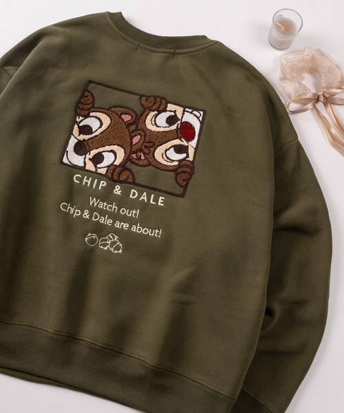 Disney（ディズニー）の「【71】【Disney/ディズニー】ミッキーマウス／スティッチ／チップ＆デール サガラ刺繍 裏起毛 スウェット（スウェット・レディース・アッシュグレー/ブルー/グレー系その他/ブラック/カーキ/ワイン/ライトグレー/マスタード・M/L）」の5枚目の写真