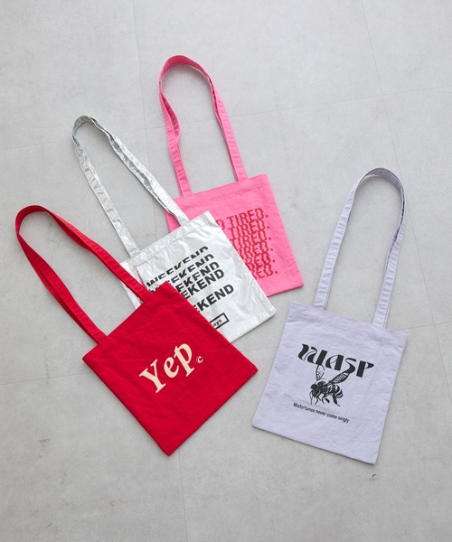 COLONY 2139（コロニートゥーワンスリーナイン）の「ナイロンロングハンドルミニトートバッグ（トートバッグ・レディース・シルバー/レッド/ピンク/パープル・FREE）」の5枚目の写真