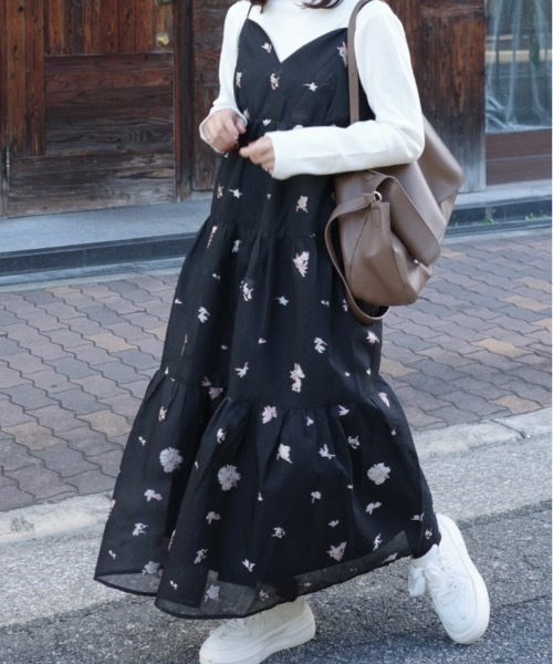 JUMELLE（ジュメロ）の「ティアードキャミドレス（ワンピース・レディース・ブラック/ベージュ・FREE）」の16枚目の写真