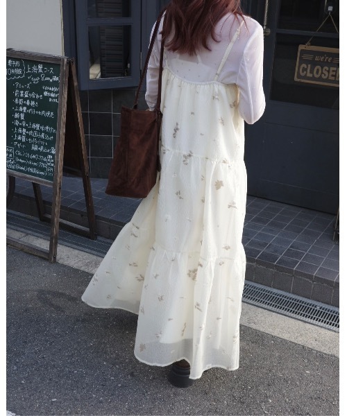 JUMELLE（ジュメロ）の「ティアードキャミドレス（ワンピース・レディース・ブラック/ベージュ・FREE）」の9枚目の写真