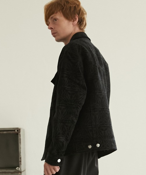 BOY LONDON(ボーイロンドン)の「【BOY LONDON】BOY VELVET JACQUARD JACKET BLACK(ブルゾン・メンズ・ブラック・X-LARGE/LARGE/MEDIUM)」の2枚目の写真