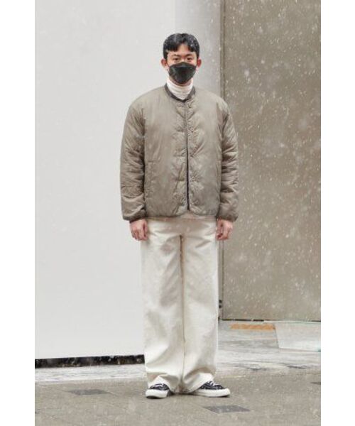 MUSINSA STANDARD（ムシンサスタンダード）の「リラックスドタートルネック長袖Tシャツ[クリーム]（Tシャツ/カットソー・メンズ・その他・SMALL/MEDIUM/LARGE/X-LARGE/XX-LARGE/XXX-LARGE）」の18枚目の写真