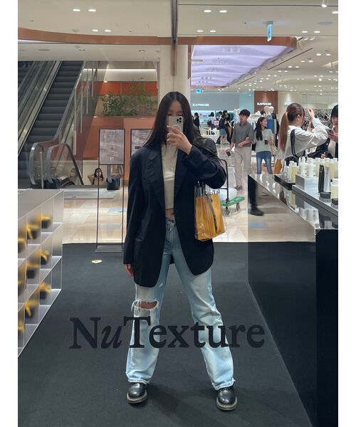 MUSINSA STANDARD WOMAN（ムシンサスタンダードウーマン）の「[クールタンダード] ウィメンズ クルーネック クロップ 長袖Tシャツ [エクリュ]（Tシャツ/カットソー・レディース・その他・SMALL/MEDIUM/LARGE/X-SMALL）」の10枚目の写真