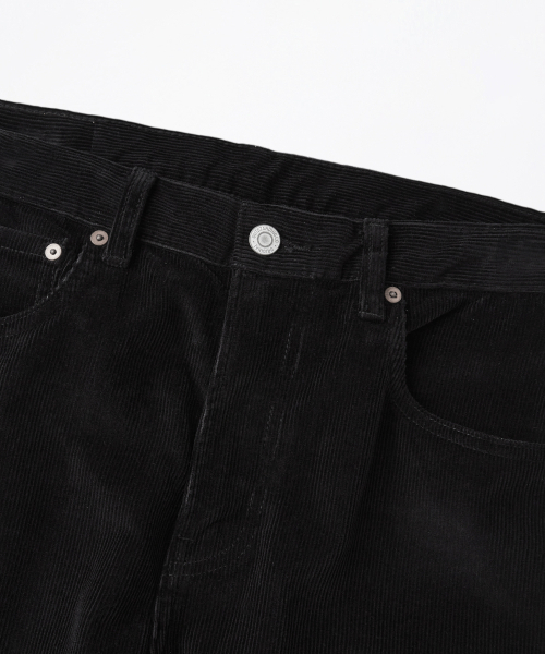 OUTSTANDING（アウトスタンディング）の「40S CORDUROY STRAIGHT PANTS_BLACK（その他パンツ・メンズ・その他・SMALL/MEDIUM/LARGE）」の3枚目の写真
