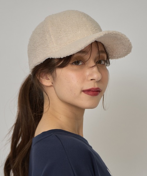 REDYAZEL（レディアゼル）の「プードルボアキャップ（キャスケット・レディース・ブラック/ブラウン/オフホワイト・FREE）」の2枚目の写真