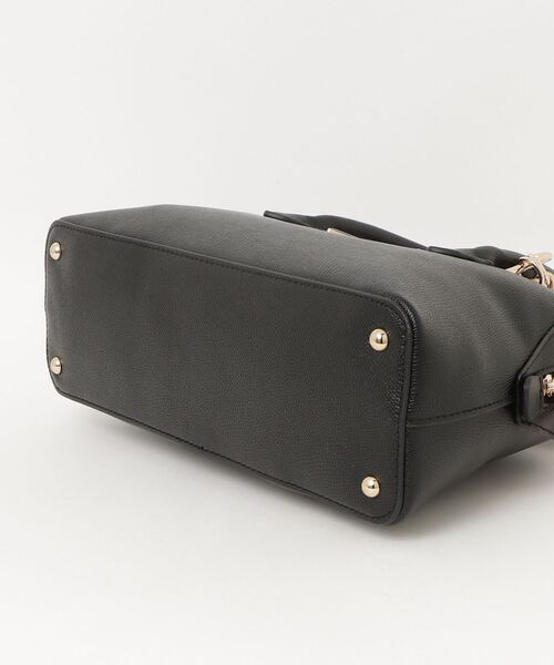 DAVINA Satchel ミニボストンバッグ | GUESS(ゲス) JAPAN 公式