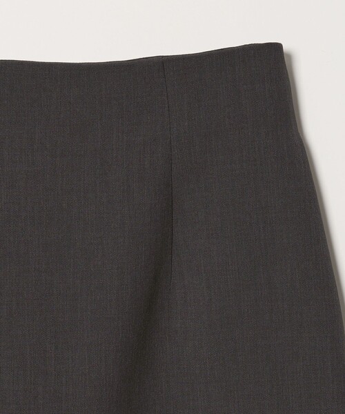 MARW UNITED ARROWS（マルゥ ユナイテッドアローズ）の「＜MARW UNITED ARROWS＞バックスリット タイト スカート（スカート・レディース・ナチュラル/ネイビー/ダークグレー・38/36/34）」の15枚目の写真