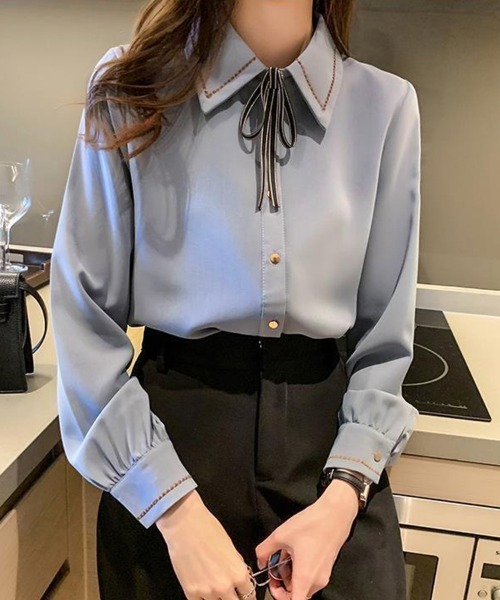 SallyLunn(サリーラン)の「リボン付きシャツブラウス(シャツ/ブラウス・レディース・ライトベージュ/ブルー・LARGE/MEDIUM)」の6枚目の写真