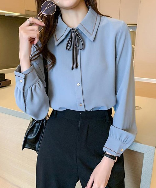 SallyLunn(サリーラン)の「リボン付きシャツブラウス(シャツ/ブラウス・レディース・ライトベージュ/ブルー・LARGE/MEDIUM)」の7枚目の写真