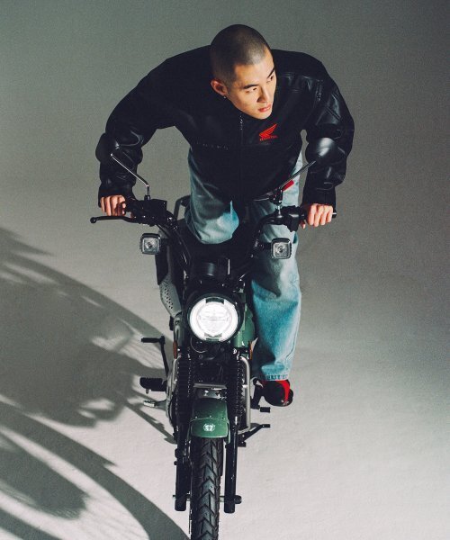 PHYPS MOTORCYCLE(フィップスモーターサイクル)の「Original Cow leather Jacket Black(ライダースジャケット・レディース・その他・LARGE/MEDIUM)」の17枚目の写真