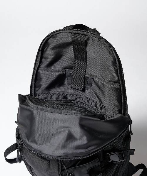 MAKAVELIC(マキャベリック)の「▼MAKAVELIC▼STRIKE DAYPACK(バックパック/リュック・メンズ・ブラック・FREE)」の7枚目の写真