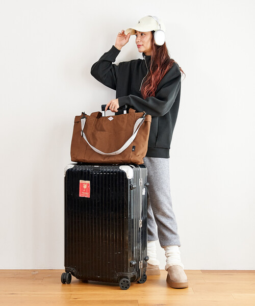 FREAK'S STORE（フリークスストア）の「ROOTOTE × FREAK'S STORE/ルートート ＜ショルダーストラップ付＞別注 ミディアムポケッツ D 撥水 トートバッグ ジャガードストラップ/ママバッグ/A4サイズトートバッグ/大容量トートバッグ（トートバッグ・レディース・ブラウン/グレー/ブラック・ONE SIZE）」の10枚目の写真