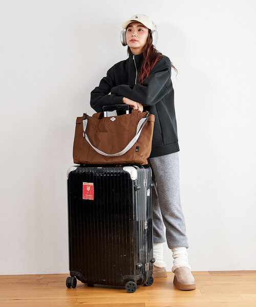 FREAK'S STORE（フリークスストア）の「ROOTOTE × FREAK'S STORE/ルートート ＜ショルダーストラップ付＞別注 ミディアムポケッツ D 撥水 トートバッグ ジャガードストラップ/ママバッグ/A4サイズトートバッグ/大容量トートバッグ（トートバッグ・レディース・ブラウン/グレー/ブラック・ONE SIZE）」の12枚目の写真