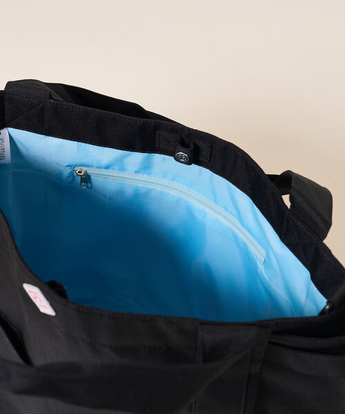 FREAK'S STORE（フリークスストア）の「ROOTOTE × FREAK'S STORE/ルートート ＜ショルダーストラップ付＞別注 ミディアムポケッツ D 撥水 トートバッグ ジャガードストラップ/ママバッグ/A4サイズトートバッグ（トートバッグ・レディース・ブラウン/グレー/ブラック・ONE SIZE）」の8枚目の写真