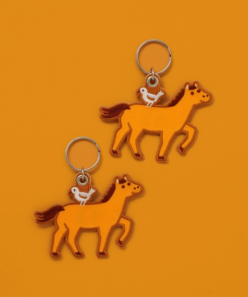 ニューレトロ スティッチワークキーホルダー キーリング チャーム うま