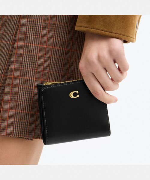 COACH エッセンシャル ビルフォールド ウォレット チャーム 財布 ブラック エッセンシャル ビルフォールド ウォレット・チャーム | COACH/コーチ