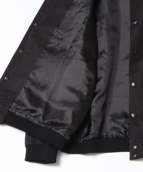 IO（イオ）（イオ）の「Children of the discordance / VARSITY JACKET / COTDJK-491（スタジャン・メンズ・ブラック・2/3）」の3枚目の写真