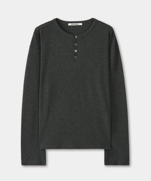 EXCONTAINER(エックスコンテナ)の「ヘンリーネックワッフルロングスリーブ(チャコール)(Tシャツ/カットソー・メンズ・その他・MEDIUM/LARGE/X-LARGE/SMALL)」の1枚目の写真