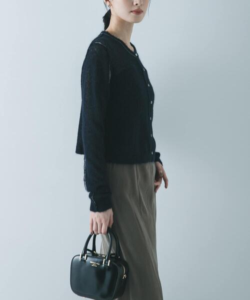 URBAN RESEARCH(アーバンリサーチ)の「シアーモヘヤカーディガン(カーディガン/ボレロ・レディース・ネイビー/イエロー/ライトグレー・FREE)」の9枚目の写真