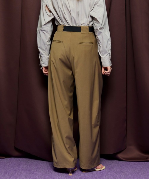 MAISON SPECIAL(メゾンスペシャル)の「Tunnel Loop Belt Set Pants/トンネルループベルトセットパンツ(その他パンツ・レディース・ベージュ/ネイビー/グレー・38/36)」の19枚目の写真