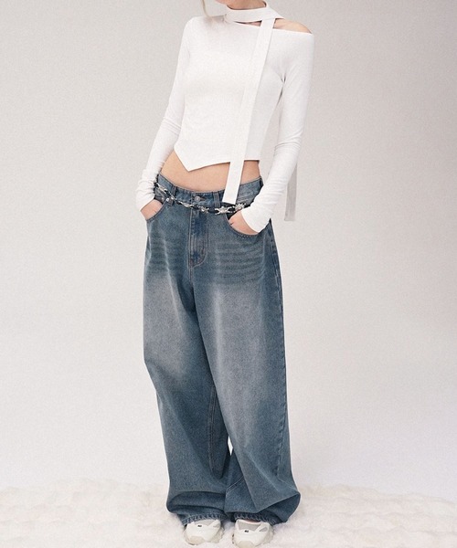 AVANDRESS(アバンドレス )の「AVANDRESS/ビンテージワイドデニムパンツ(デニムパンツ・レディース・ライトブルー/ブルー・SMALL)」の5枚目の写真