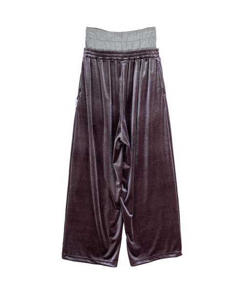 BASICKS(ベイシックス)の「Layered Velvet Trouser(デニムパンツ・レディース・グレー・S)」の8枚目の写真