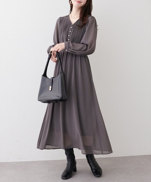 natural couture（ナチュラルクチュール）の「ピンタックプリーツお上品ワンピース（ワンピース・レディース・その他2/その他1/ピンクベージュ/その他4/その他3/チャコールグレー・FREE）」の8枚目の写真