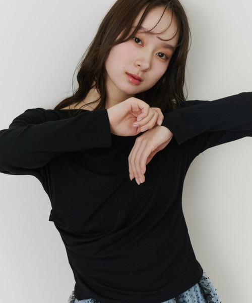 Olu.(オルドット)の「アシンメトリードレープトップス(Tシャツ/カットソー・レディース・ピンク/ホワイト/イエロー/ブラック・FREE)」の11枚目の写真