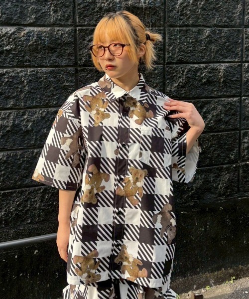 Candy Stripper（キャンディストリッパー）の「BROKEN BEAR CHECK シャツ（シャツ/ブラウス・レディース・ベージュ/ブラック系その他/ブラック・FREE）」の10枚目の写真