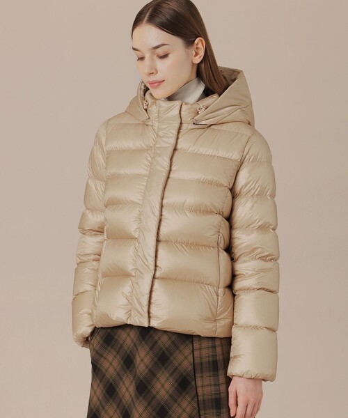 MACKINTOSH LONDON（マッキントッシュ ロンドン）の「【Precious12月号】ナイロンタフタダウンコート（ダウンジャケット/コート・レディース・グレー系その他2/ベージュ/ブラック・40/38）」の4枚目の写真