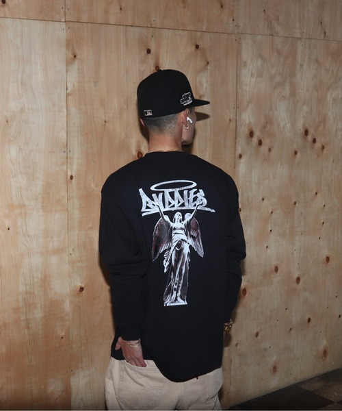 VIBGYOR(ヴィブジョー)の「BUDDIES Break a Leg Angel 9.1oz Long Sleeve T-shirt(BDS)(Tシャツ/カットソー・メンズ・ブラック/ホワイト・X-LARGE/LARGE/MEDIUM)」の2枚目の写真