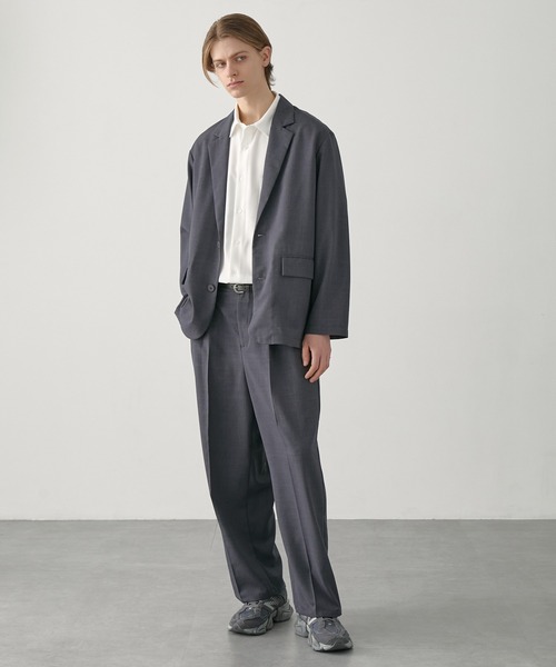 EASENCE（イーズエンス）の「【EASENCE】ハイツイステッドツイル セットアップ シングルテーラードジャケット＆センタープレス タックスラックス<速乾/UVカット/イージーケア>（セットアップ・メンズ・ライトグレー/ネイビー/モカ/チャコール・S/M/L/XL）」の12枚目の写真