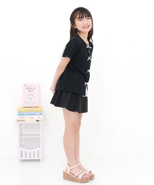 Bee des Bee(ビーデスビー)の「プリーツスカート(スカート・キッズ・ブラック/チャコール・100cm/110cm/120cm/130cm/140cm/150cm)」の11枚目の写真