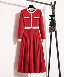 LUCPY（ラクピー）の「バイカラーニット プリーツドッキングワンピース（ワンピース）」