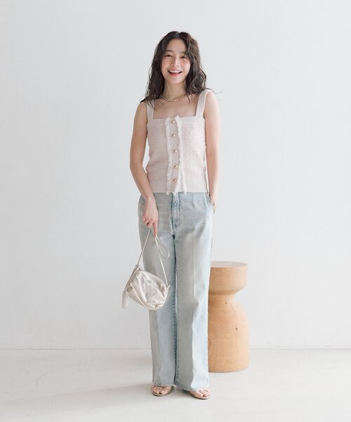 La boutique BonBon（ラブティックボンボン）の「【アンサンブル可】ファンシーツイードニットキャミ（ニット/セーター・レディース・ネイビー/オフホワイト/ピンク・FREE）」の5枚目の写真