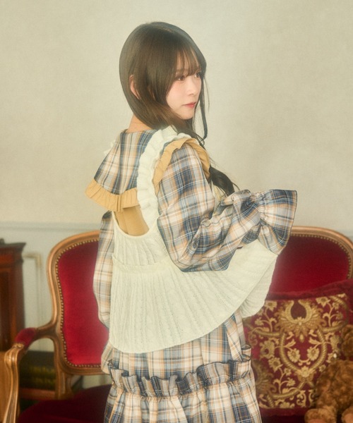 kutir(クティール)の「【クティールとレトロ】フラワーリボンビスチェ(キャミソール・レディース・オフホワイト/アイボリー/ピンク・FREE)」の9枚目の写真
