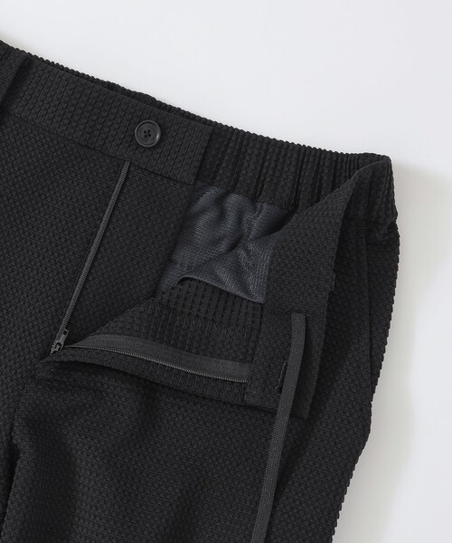 BLACK LABEL CRESTBRIDGE(ブラックレーベル・クレストブリッジ)の「【BLACK lab.】ラーベントリコットトラウザーズ(その他パンツ・メンズ・ブラック・S/M/L/XL)」の8枚目の写真