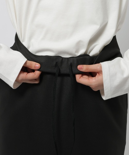 niko and...（ニコアンド）の「シャイニースウェットスカート（スカート・レディース・ネイビー/アイボリー/ブラック・FREE）」の8枚目の写真