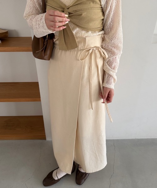 OLUN(オルン)の「multiway wrap skirt/マルチウェイラップスカート(スカート・レディース・アイボリー/ブラウン/ブラック・MEDIUM/SMALL)」の18枚目の写真