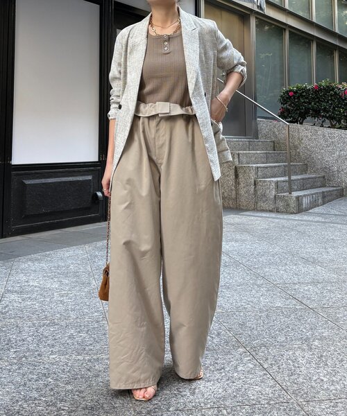 DouDou（ドゥドゥ）の「ヘンリーネック前後2WAYニットタンク（ニット/セーター・レディース・ベージュ/オフホワイト/ブラック/レッド・FREE）」の16枚目の写真