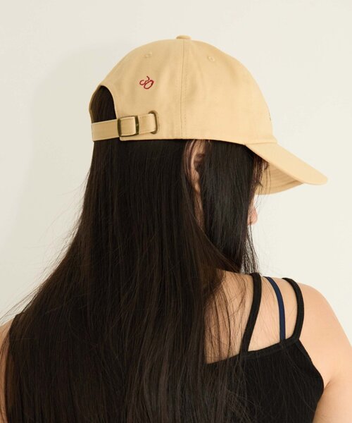 Omekashi(オメカシ)の「【LY】Letter cap(キャップ・レディース・イエロー・FREE)」の4枚目の写真