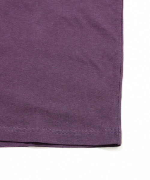 FRUIT OF THE LOOM(フルーツオブザルーム)の「19/-スラブ天竺Tシャツ5 / 半袖 ロゴ&メッセージ Tシャツ / CAN'T BE FREE WITHOUT FRUIT(Tシャツ/カットソー・メンズ・アイボリー/パープル/チャコールグレー・M/L/S)」の8枚目の写真