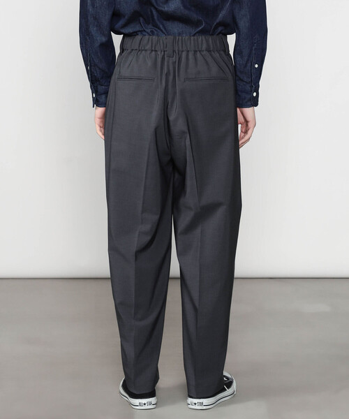Morris & Sons(モリスアンドサンズ)の「MORRIS & SONS | タックイージーパンツ MEN(スラックス・メンズ・グレー/ブラック・3/1/2)」の12枚目の写真