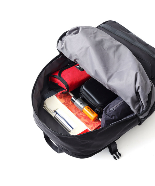 CHROME（クローム）の「［ CHROME / クローム ］EXTLEK 38L PACK BK_BLACK / エクストレック 38リットル パック ブラック 耐水 38L バックパック 16インチPC収納（バックパック/リュック・メンズ・ブラック・FREE）」の6枚目の写真