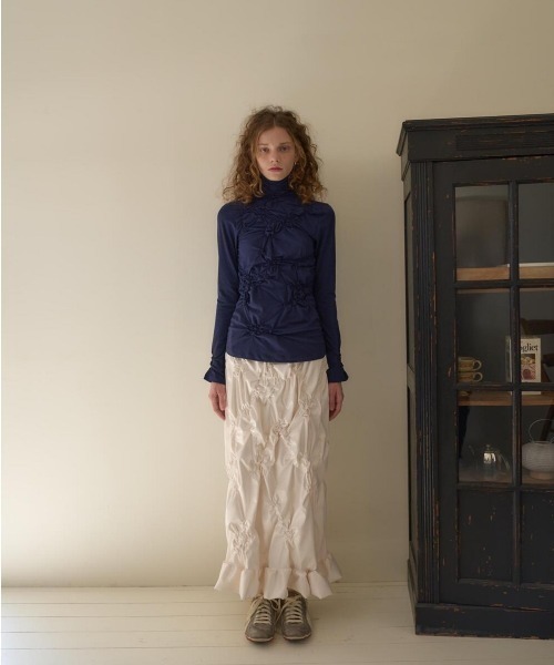 oursaalty（アウアソルティ）の「WRINKLY HIGH-NECK T SHIRTS（Tシャツ/カットソー・レディース・ネイビー/ホワイト・FREE）」の17枚目の写真